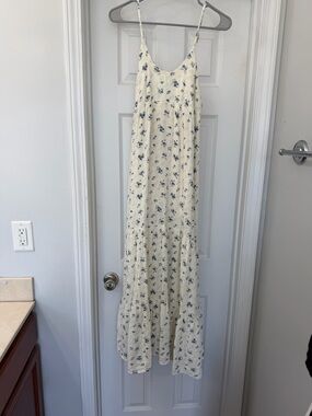 Carly Jean Los Angeles dress